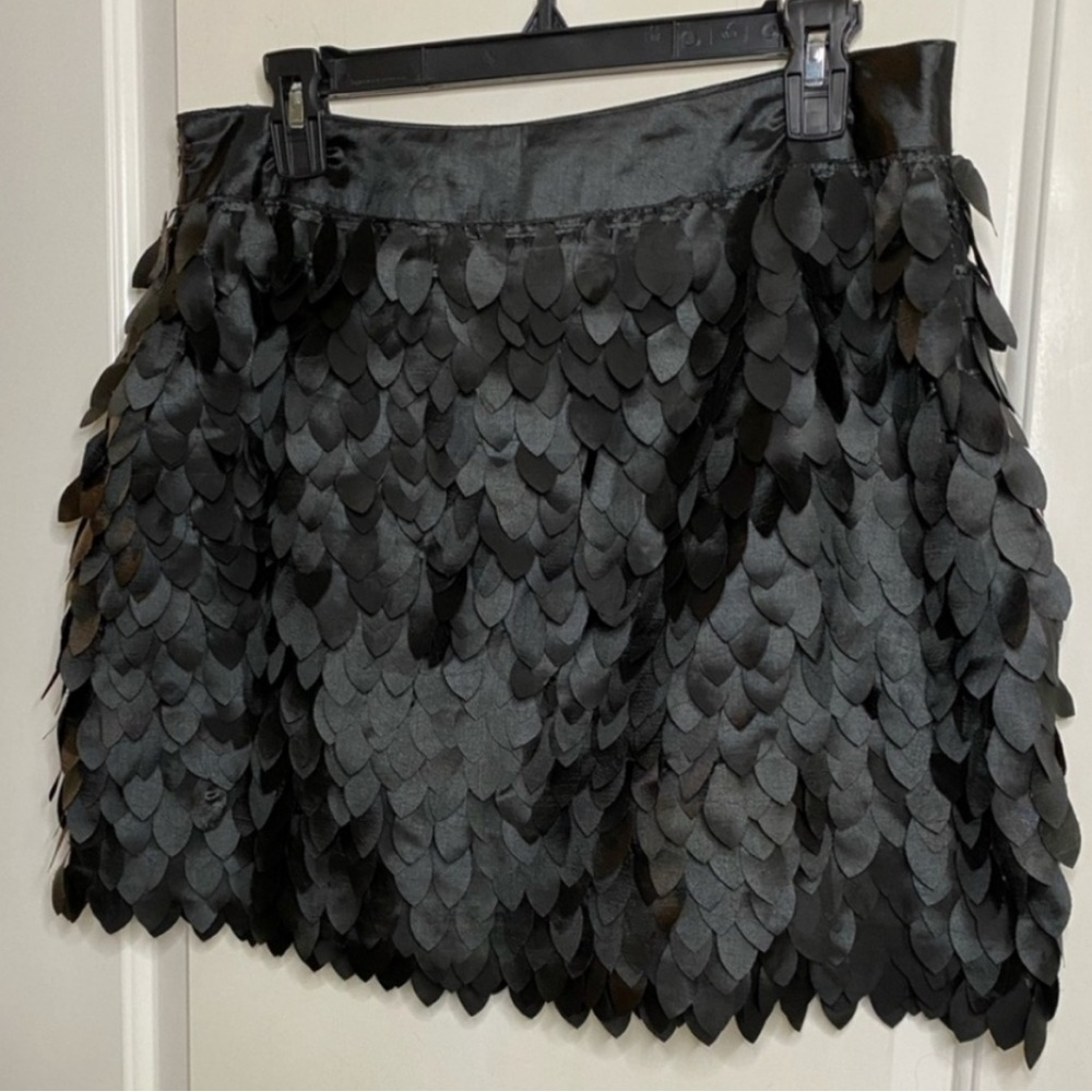 Kardashian Kollection Women's Black Petal Detail Skirt - Picture 3 of 6